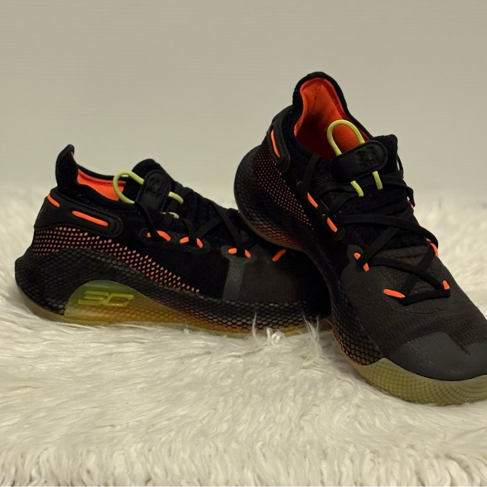 Boys Curry Black and Orange Athletic Shoes
